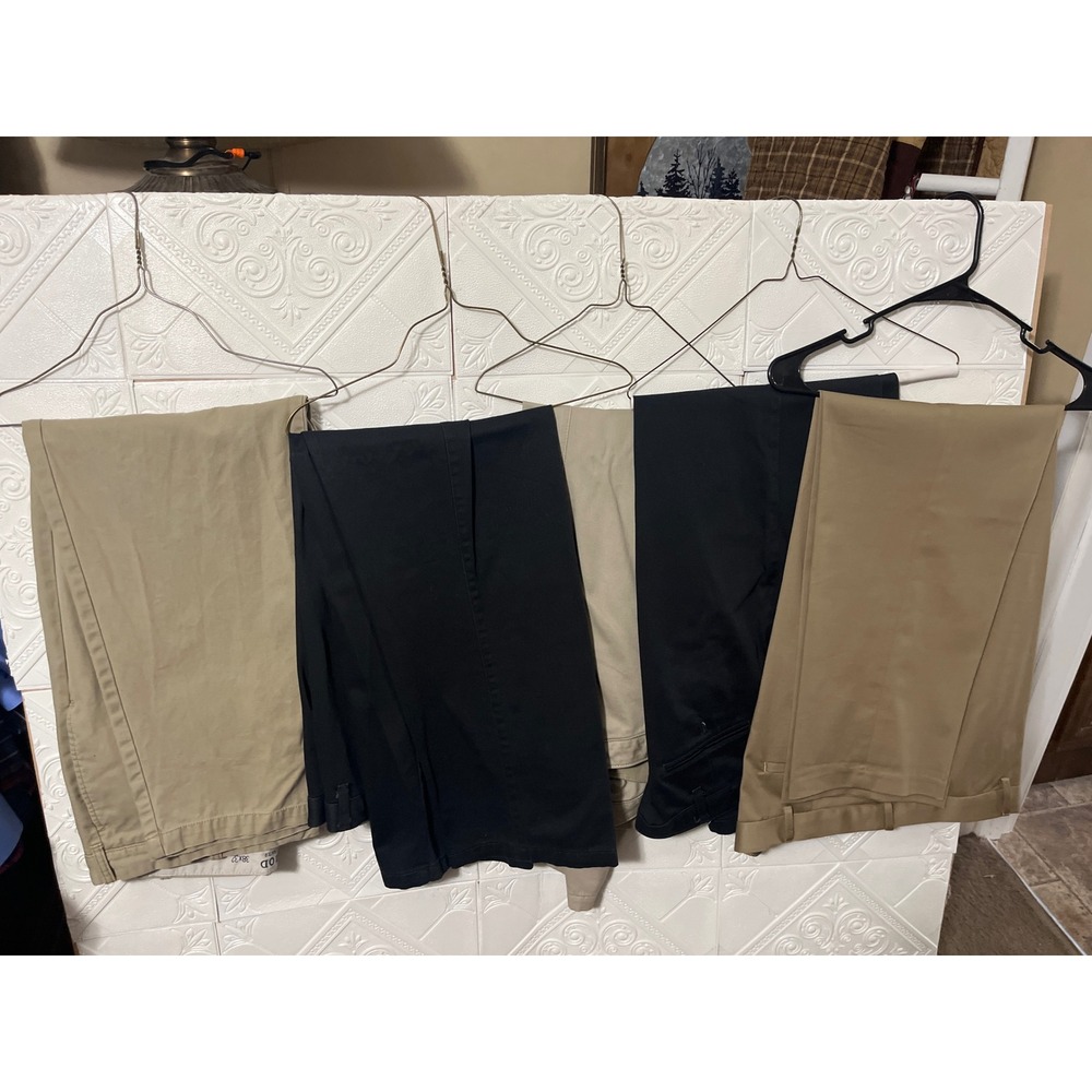 Mens Pants Bundle 38x32 Wrangler Riata Haggar IZOD Khakis‎ Chinos 5 Pairs